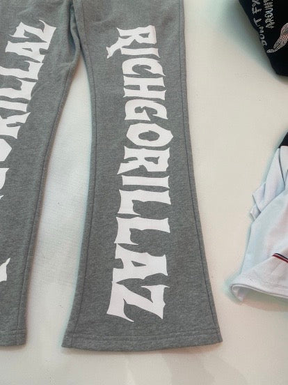 (PRE-ORDER NOW) RICH GORILLAZ FLARE SWEATPANTS